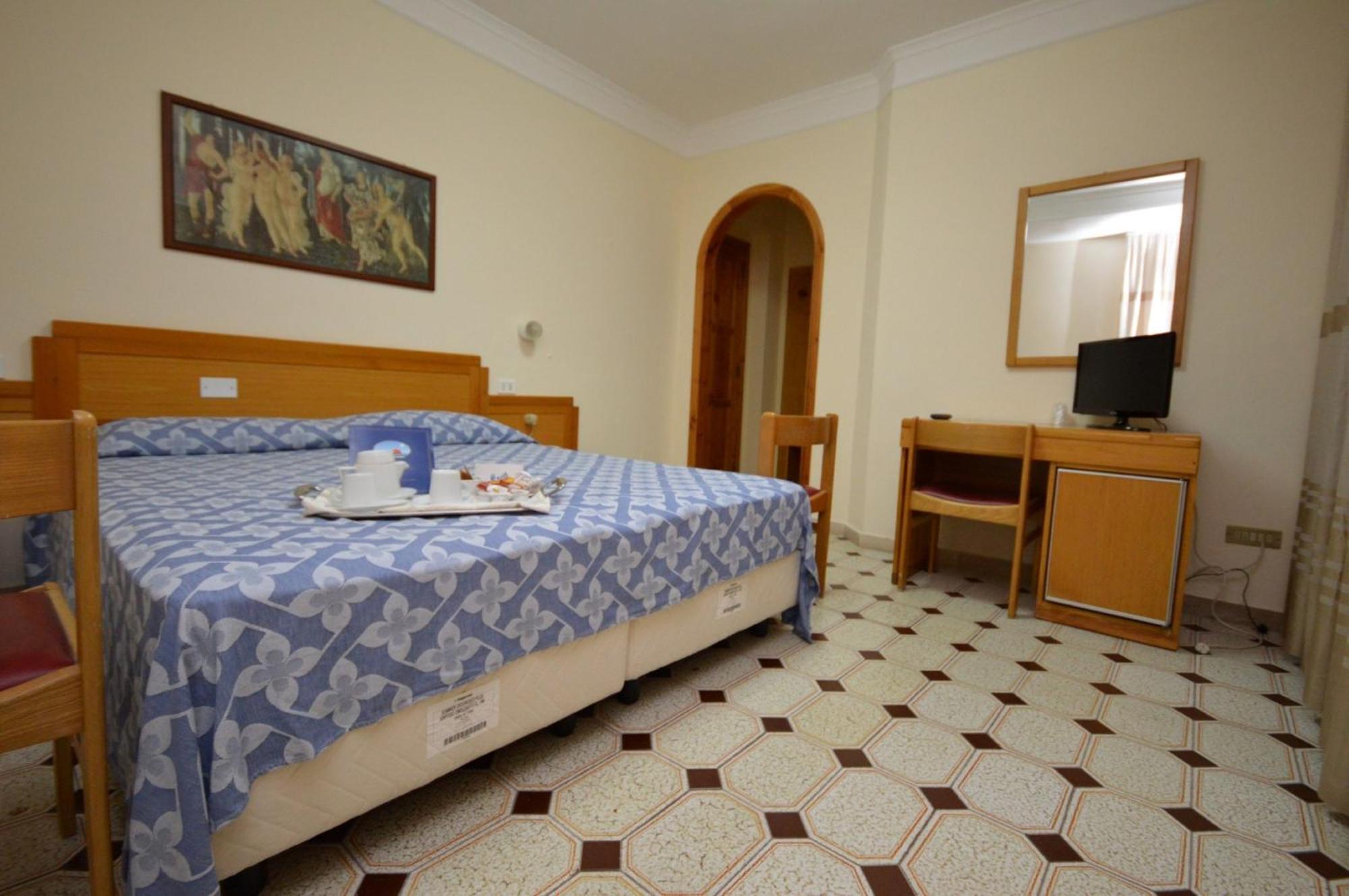 Hotel Residence Il Gabbiano Cirò Marina Rom bilde